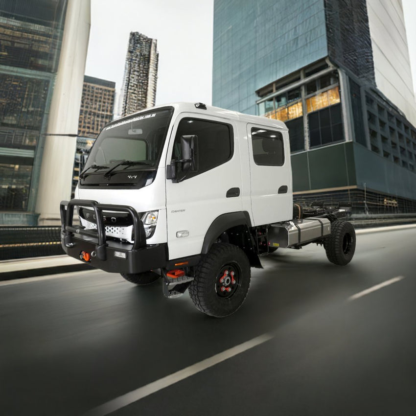 AAV4X4 New Fuso FGB71 4X4 Crew Cab Chassis 6500Gvm-37"MT