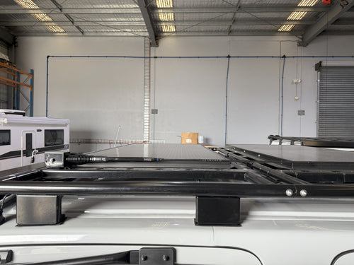 Uhf Gme Xrs335Ctp  80 Channel Package  Fitted to Roof Rack Fold Down