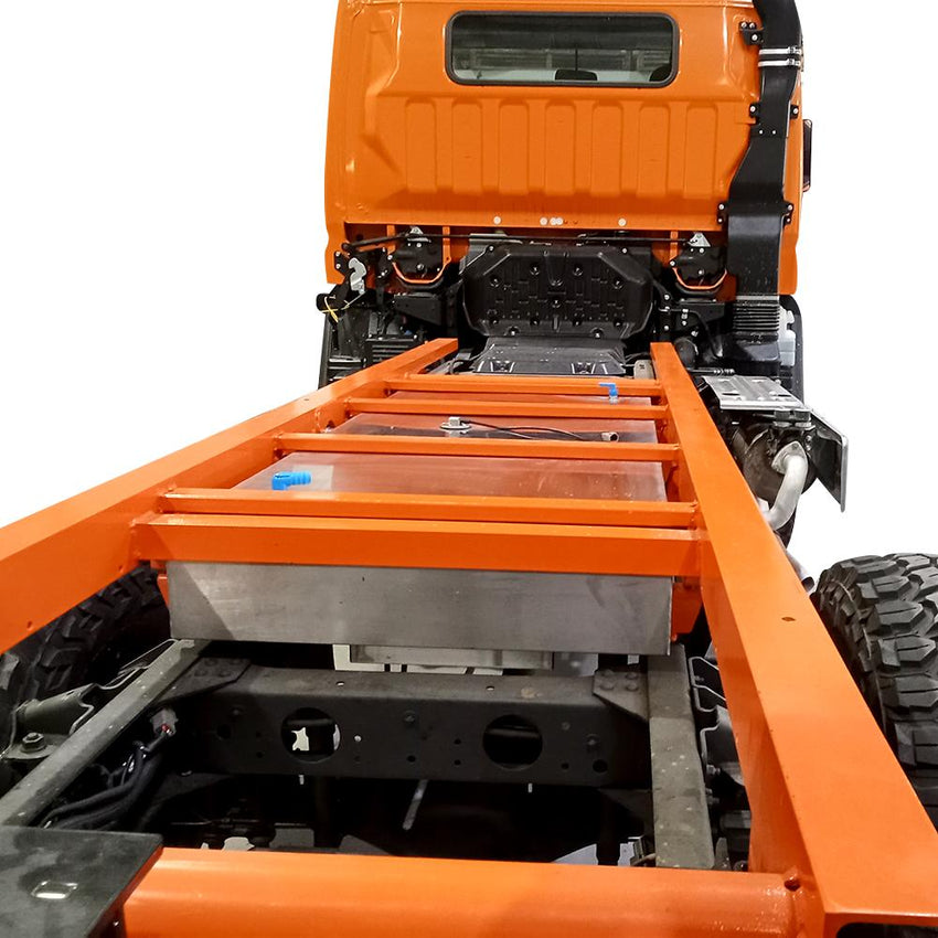 Fuso Tray SWB Single Cab  Inc Subframe & 200L Tank