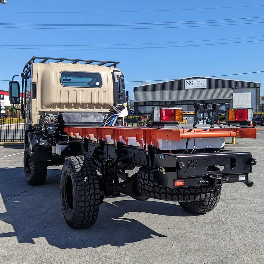 Isuzu NPS 2008+ Towbar 4500Kg + Rear Carbon Winch 24V 20,000Lb Fitted