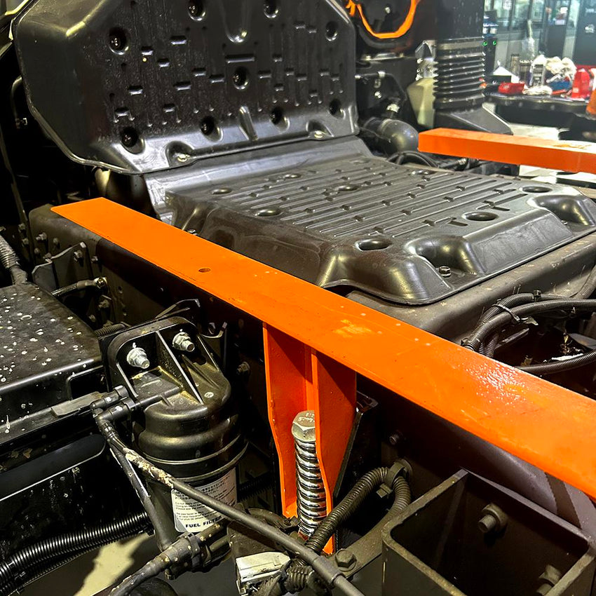 Fuso FGB71 Sc/Dc Kinetic Sub Frame 1X 200L Diesel 1 X 230L Water