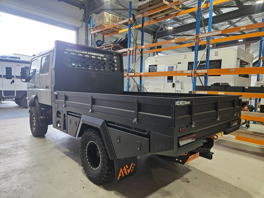 Fuso FGB71 DC AAV Tray with Subframe 1X 200L Diesel 1 X 190L Water Oem Tyre