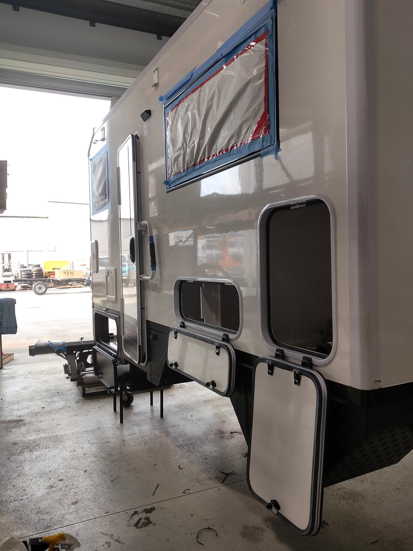 Global Xplorer Module 2024 Production New Model No98/839 Fuso - Clark