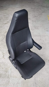 Suspension seat for FG 637-649 fitted
