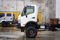 Hino 817 Winch Compatible Bull Bar Fitted With Low Beam Headlight Kit