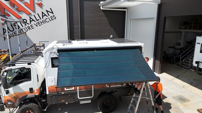 Awnlux Solar Awning Electric 780w 41.3v Fitted with Victron MPPT