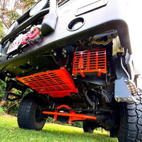 Fuso FGB71 Air Conditioning Condenser Guard Kit