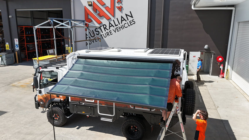 Awnlux Solar Awning Electric 780w 41.3v Fitted with Victron MPPT