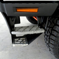 Fuso FGB71/FG84 Lower Step Pair Unfitted