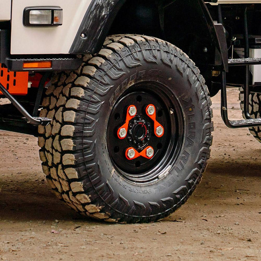 SSW 6 Stud (072) F/IZ Wheel + Federal Xplora 35X12.5 R17 137Q