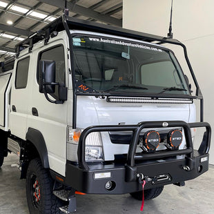 Fuso FGB71/ FG84 Dc Alloy Scrub Bar/Roof Pod With Wind Deflector Fitted