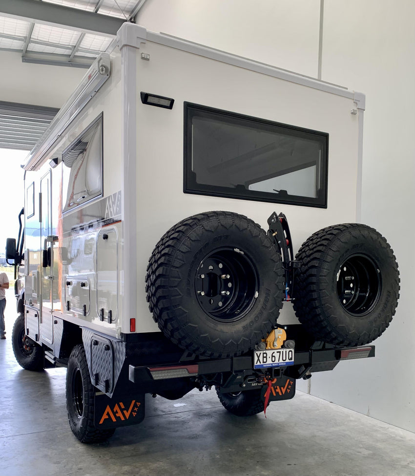 Fuso FGB71 Towbar 3500Kg GX style Bar with Dual Tyre and Tyre Winch Fitted