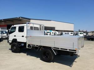 Crew tray expedition vehicle in australia